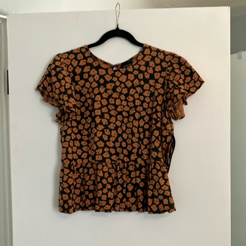 Who What Wear Black and Orange Ruffled Peplum Blouse